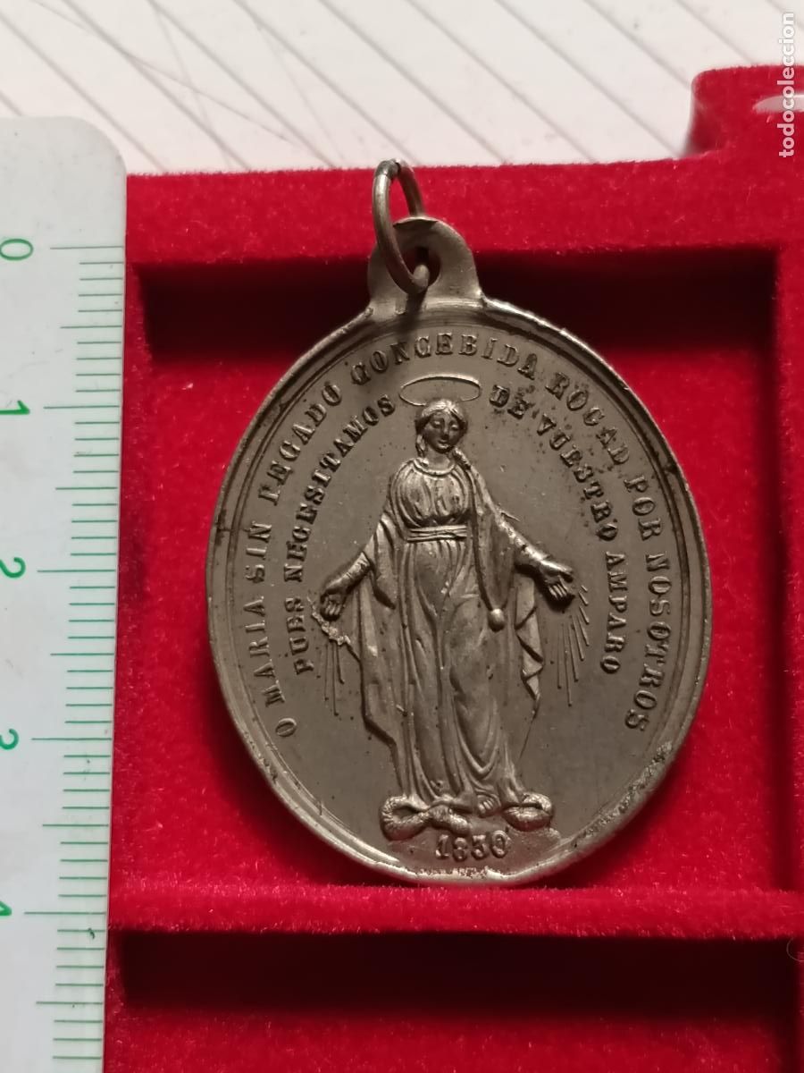 Antig&uuml;edades: Medalla religiosa antigua. 1830 - Foto 1