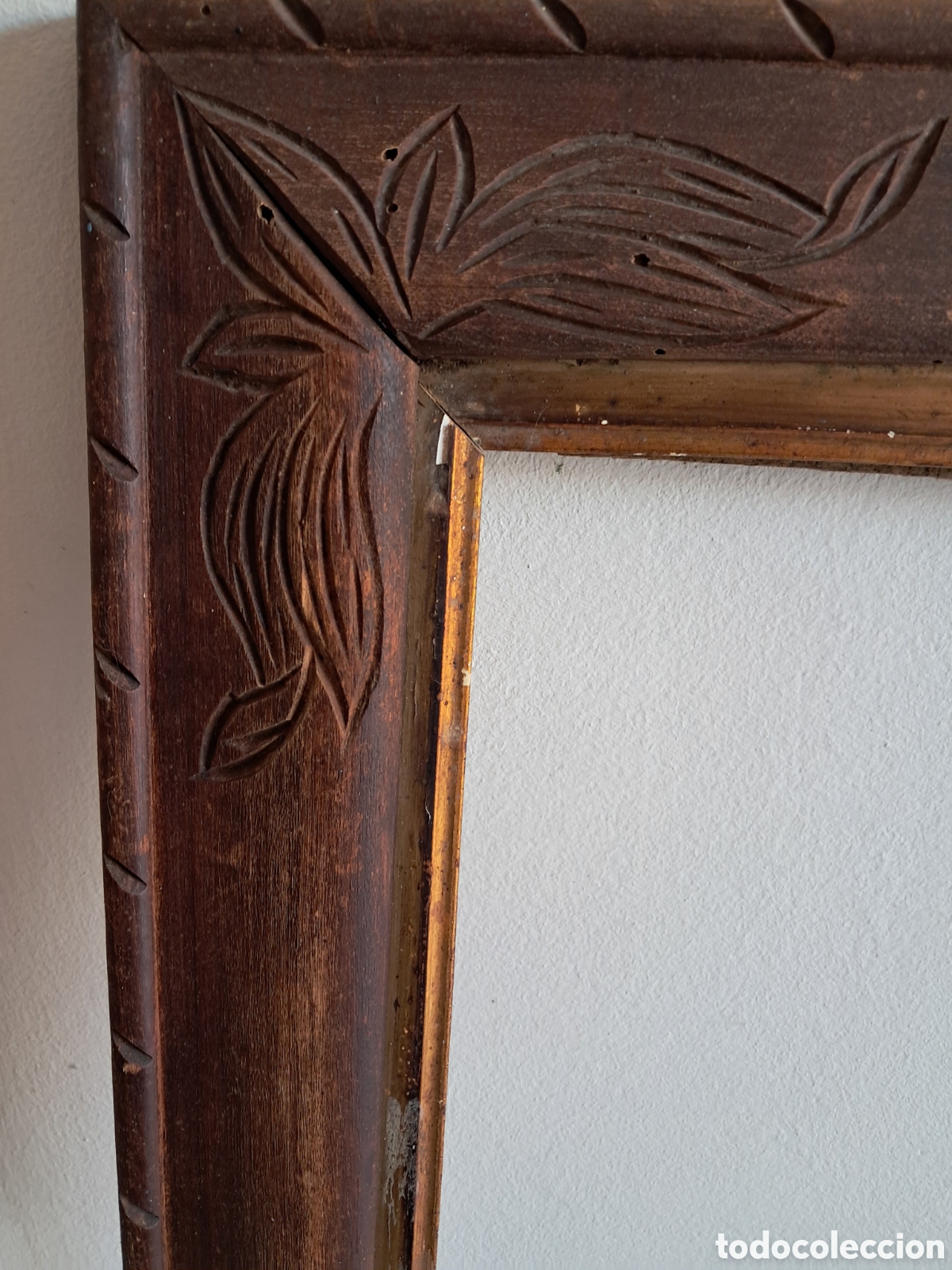 Antig&uuml;edades: Marc de fusta tallada a m&agrave; Art nouveau per restaurar