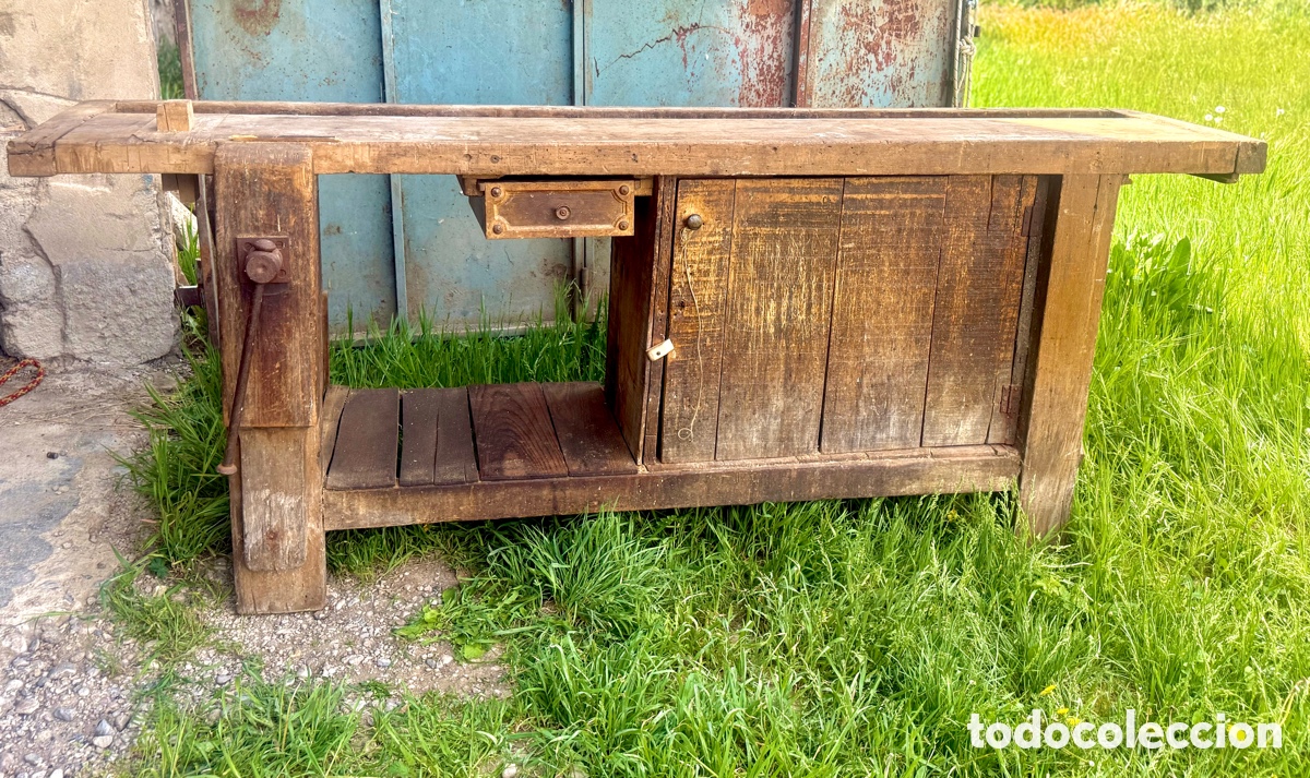 Antig&uuml;edades: Antiguo banco de madera carpintero. Con detalles