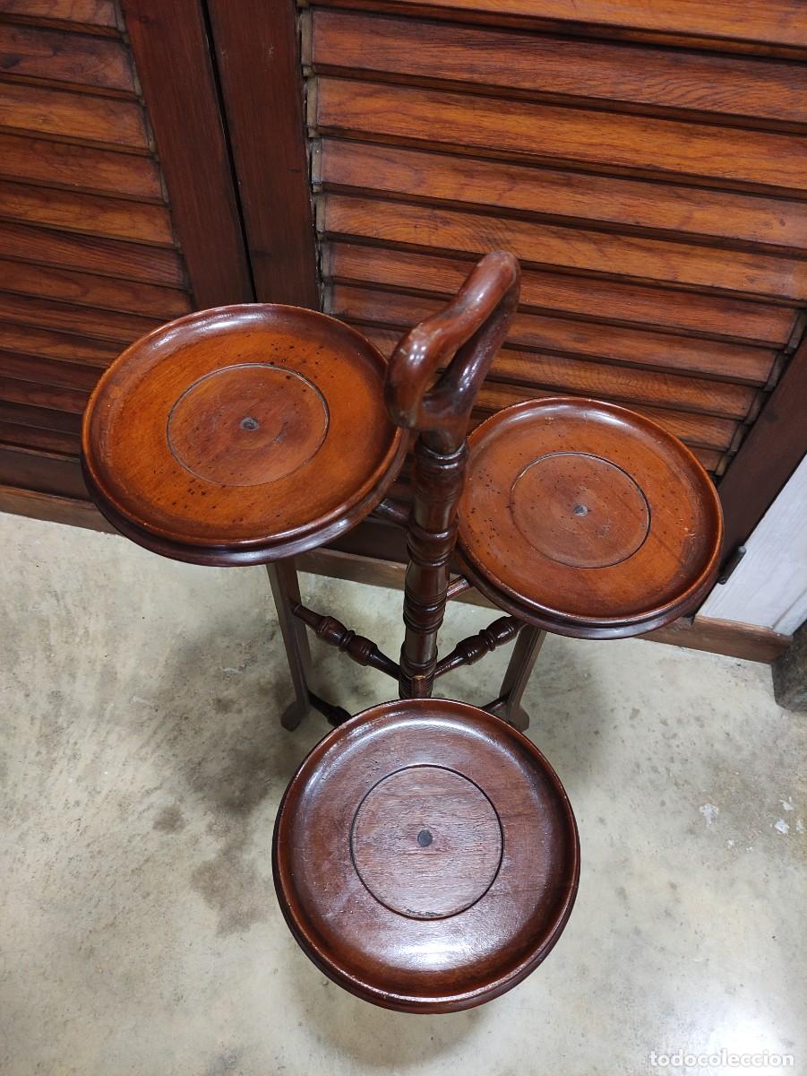 Antig&uuml;edades: Mesita macetero Madeleine - Foto 3