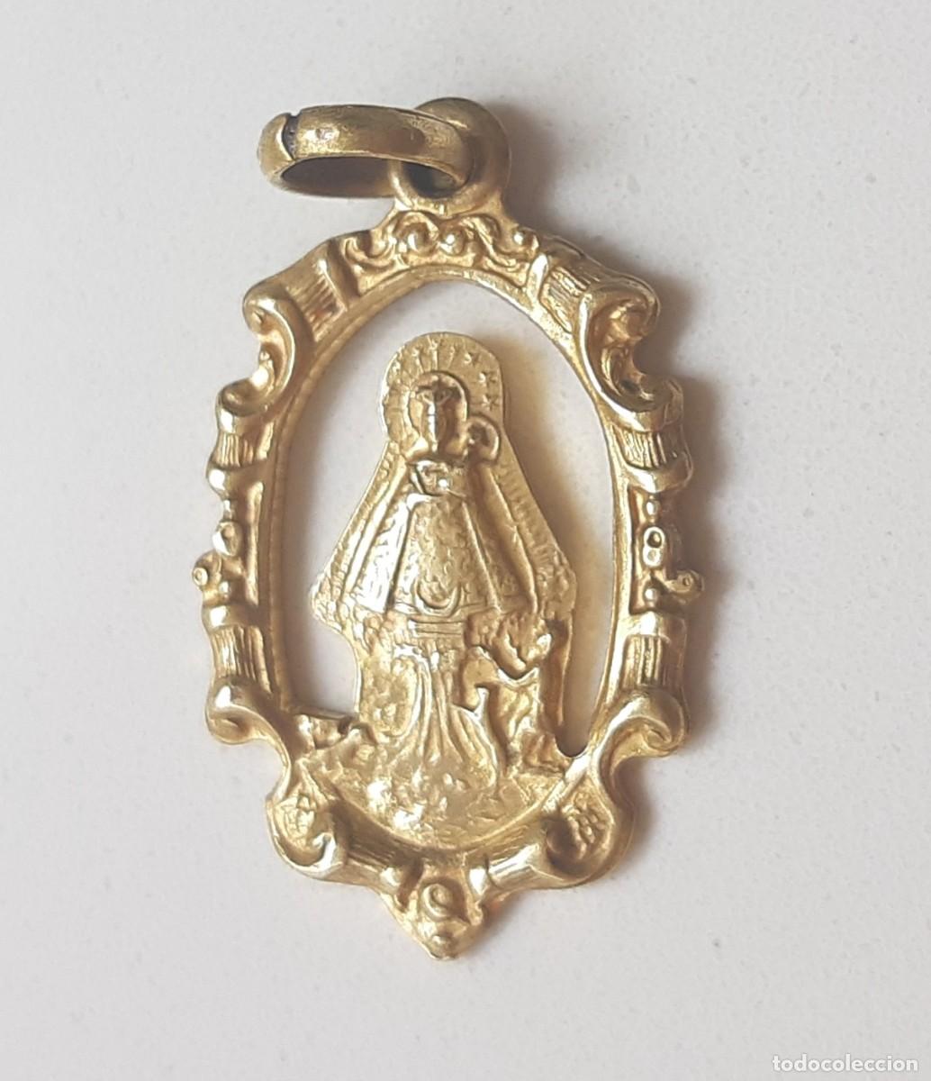 Antig&uuml;edades: ANTIGUA MEDALLA ORO PUNZONADO, TROQUELADO, VIRGEN DE LOS LLANOS, S. XIX, IMPECABLE, PIEZA RARA