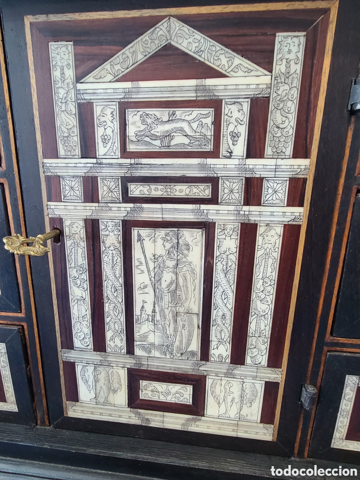 Antig&uuml;edades: Bargue&ntilde;o estilo italiano con mesa - Foto 5