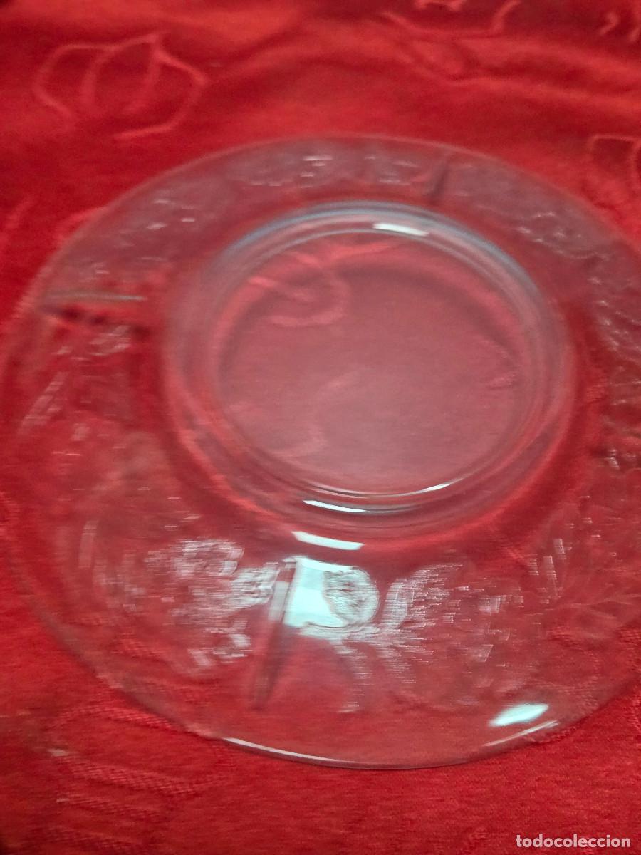 Antig&uuml;edades: plato de cristal labrado - Foto 2