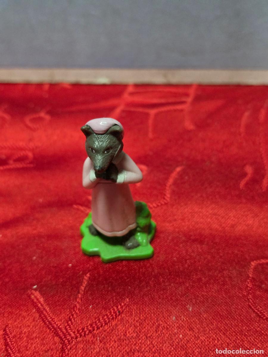 Antig&uuml;edades: mini figura coleccionable - Foto 1
