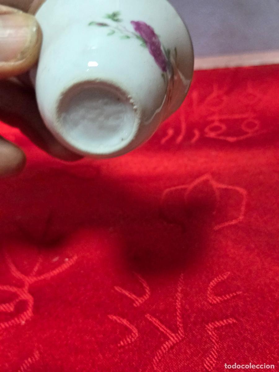 Antig&uuml;edades: mini maceta de porcelana - Foto 3