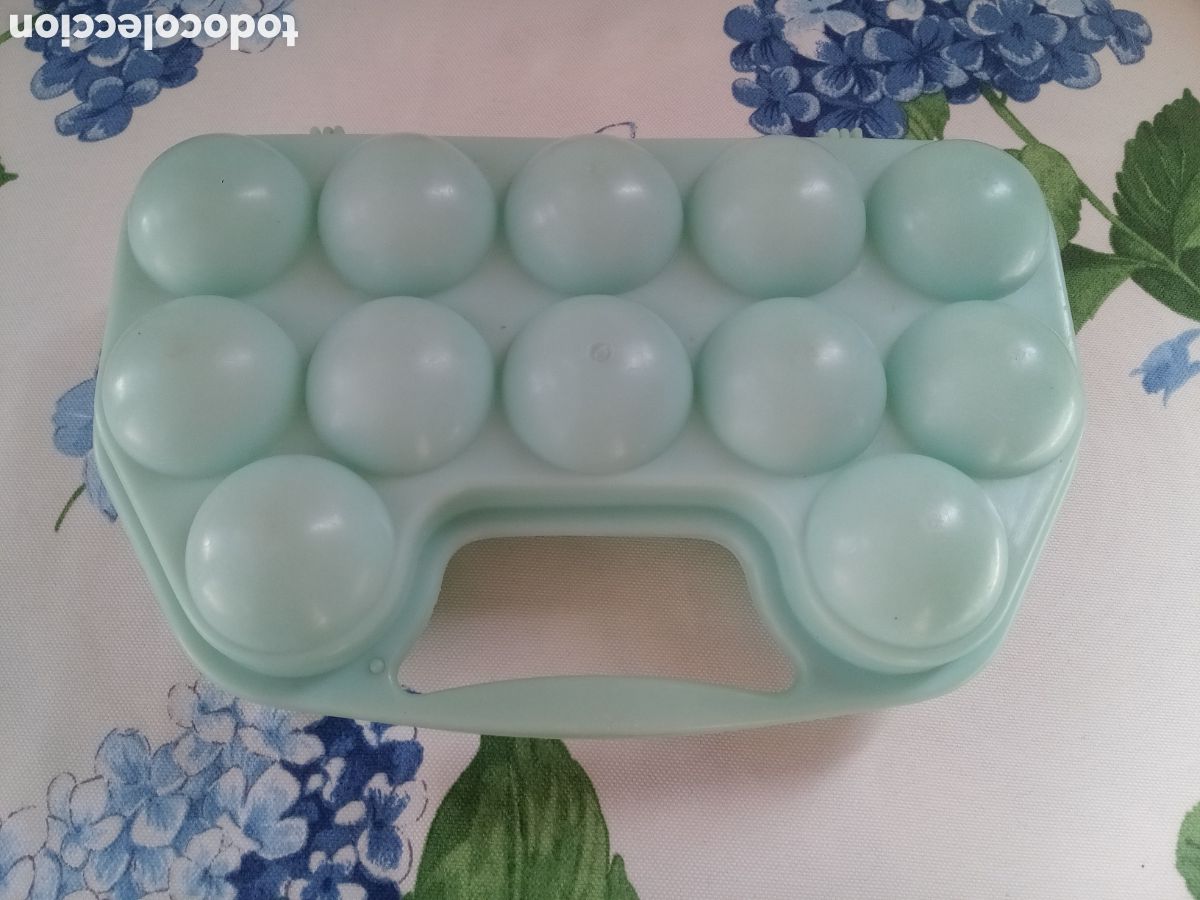 Antig&uuml;edades: HUEVERA DE PL&Aacute;STICO VERDE