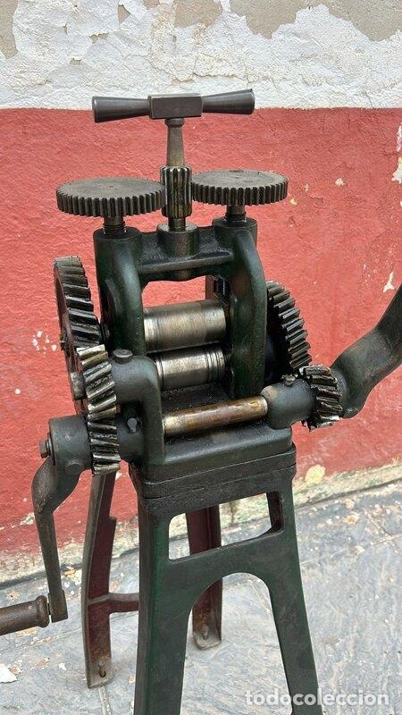 Antig&uuml;edades: Antigua Laminadora de Joyer&iacute;a Manual de Hierro Fundido - 115 cm