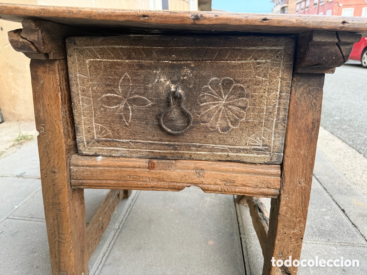 Antig&uuml;edades: Mesa tocinera maragata