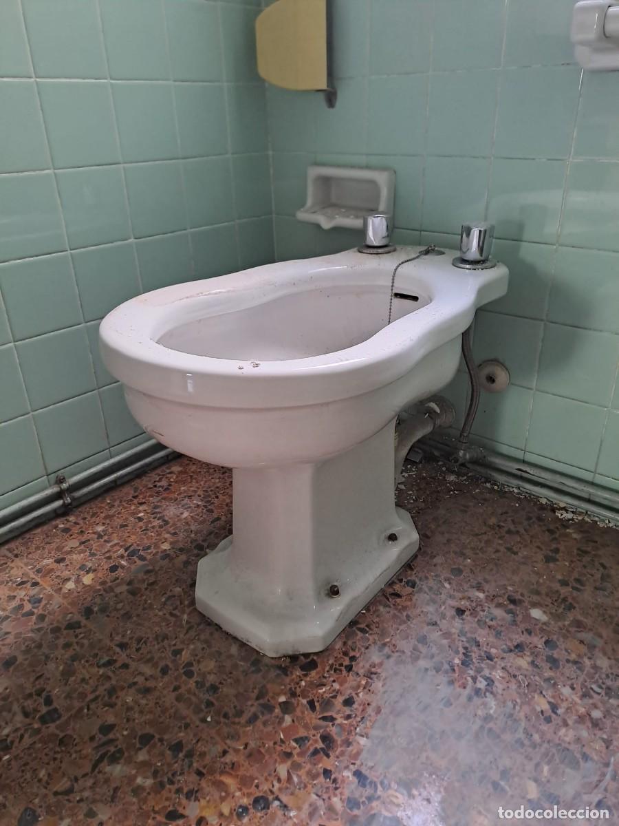 Antig&uuml;edades: Bide antiguo porcelana a&ntilde;os 50