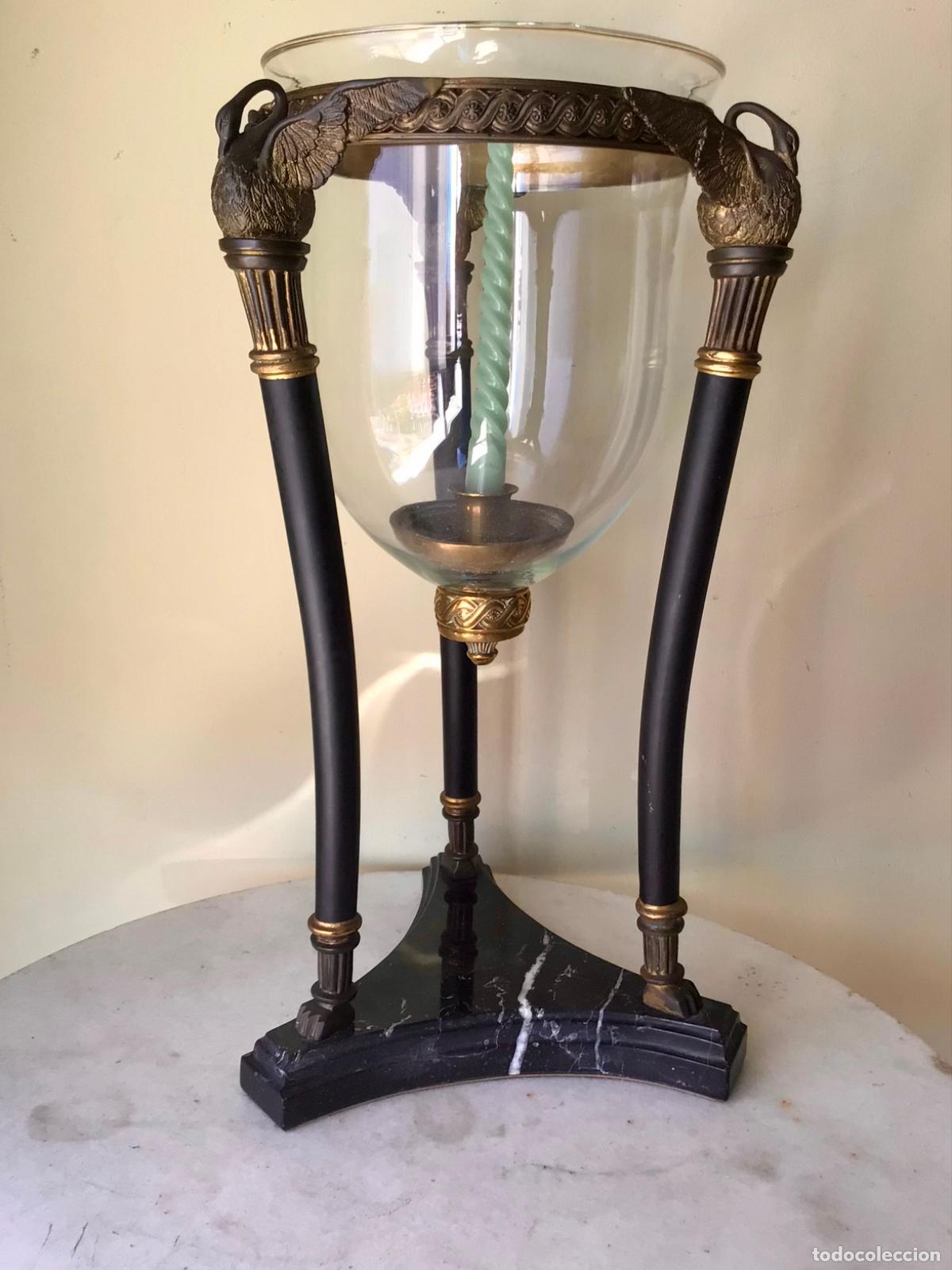 Antig&uuml;edades: ANTIGUO CENTRO DE MESA - PORTAVELAS IMPERIO , EN BRONCE , MARMOL Y CRISTAL