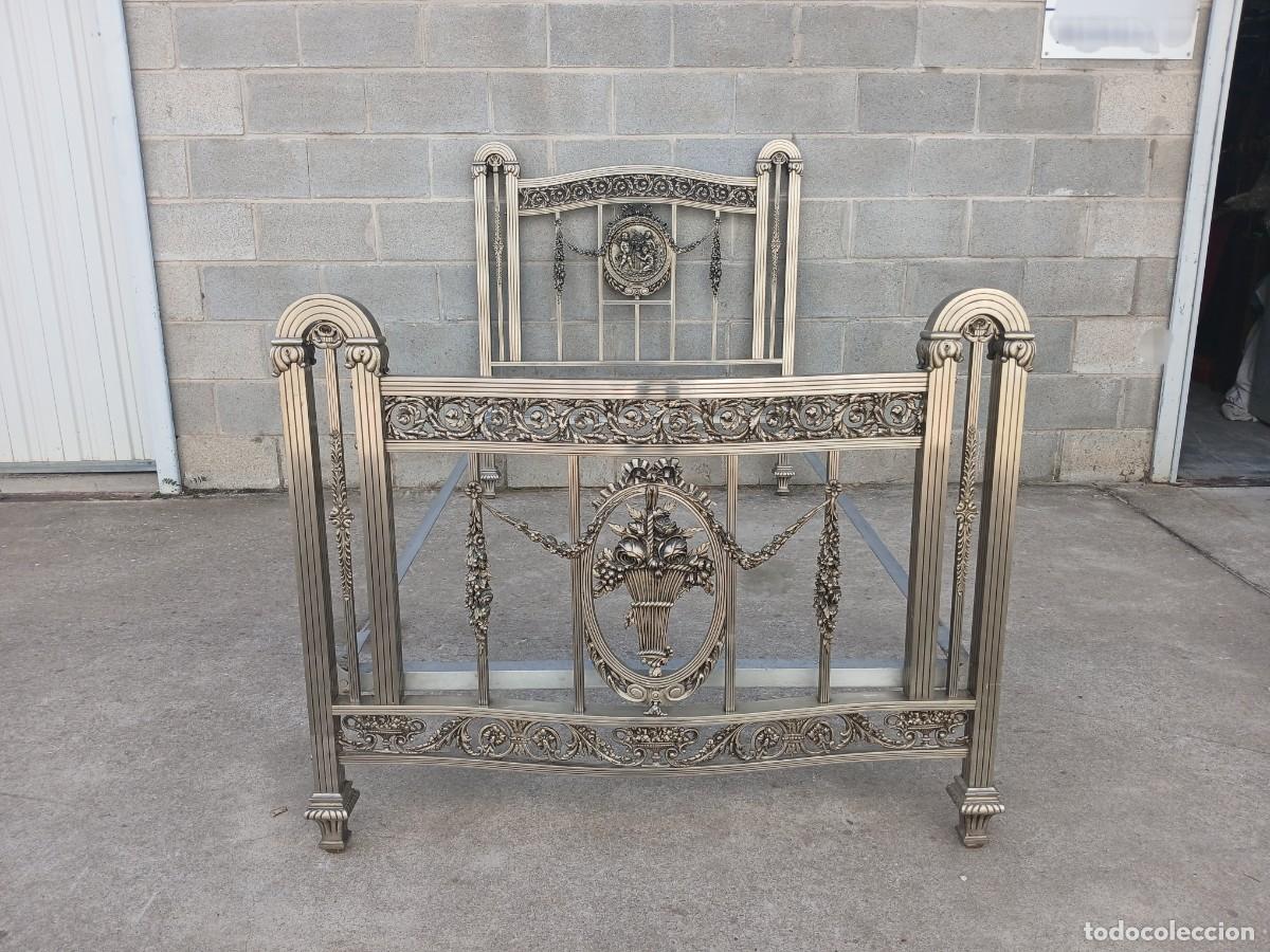 Antig&uuml;edades: Cama antigua 110 Luis XVI.