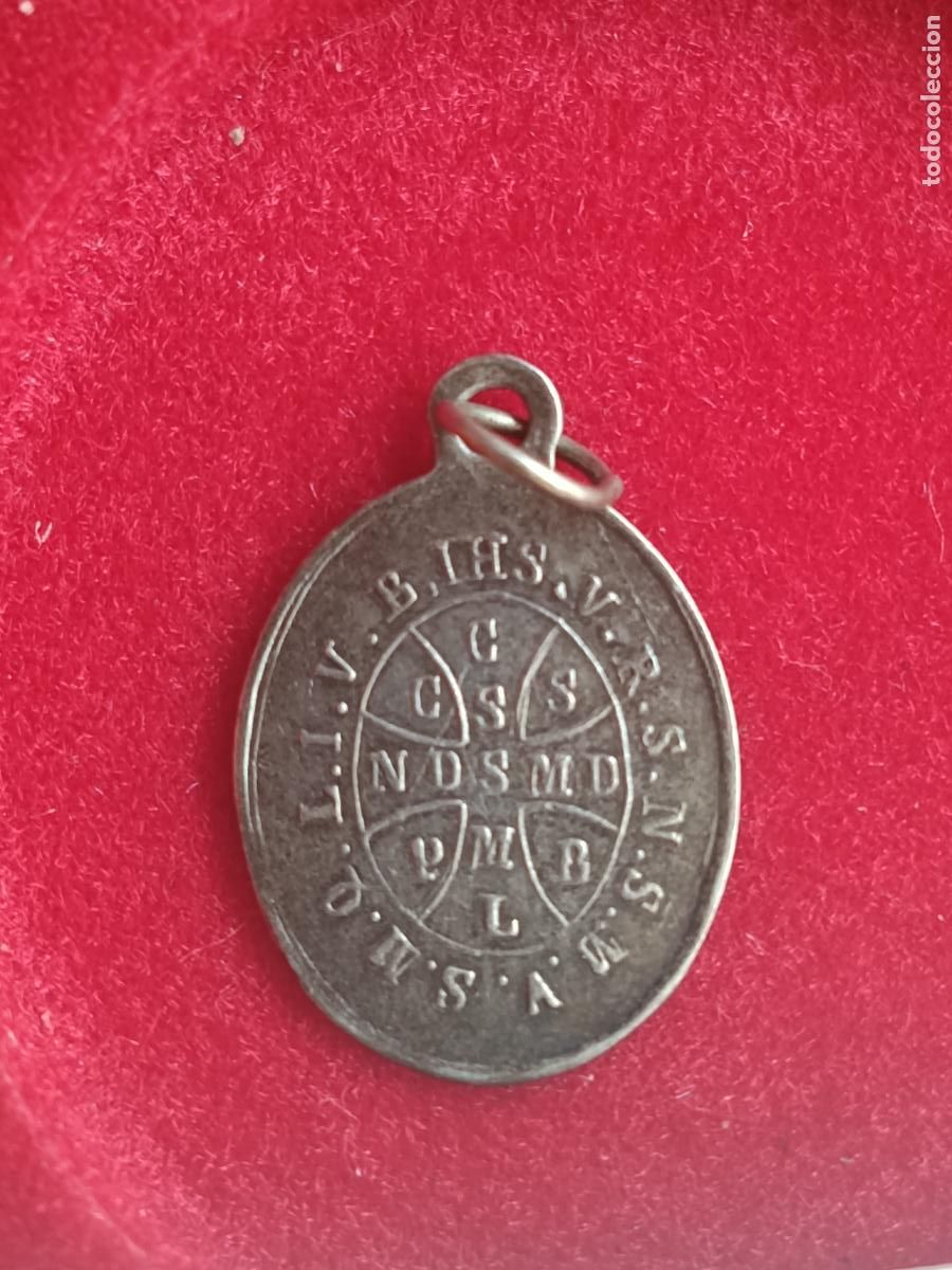 Antig&uuml;edades: Medalla de plata. Montserrat - Foto 2