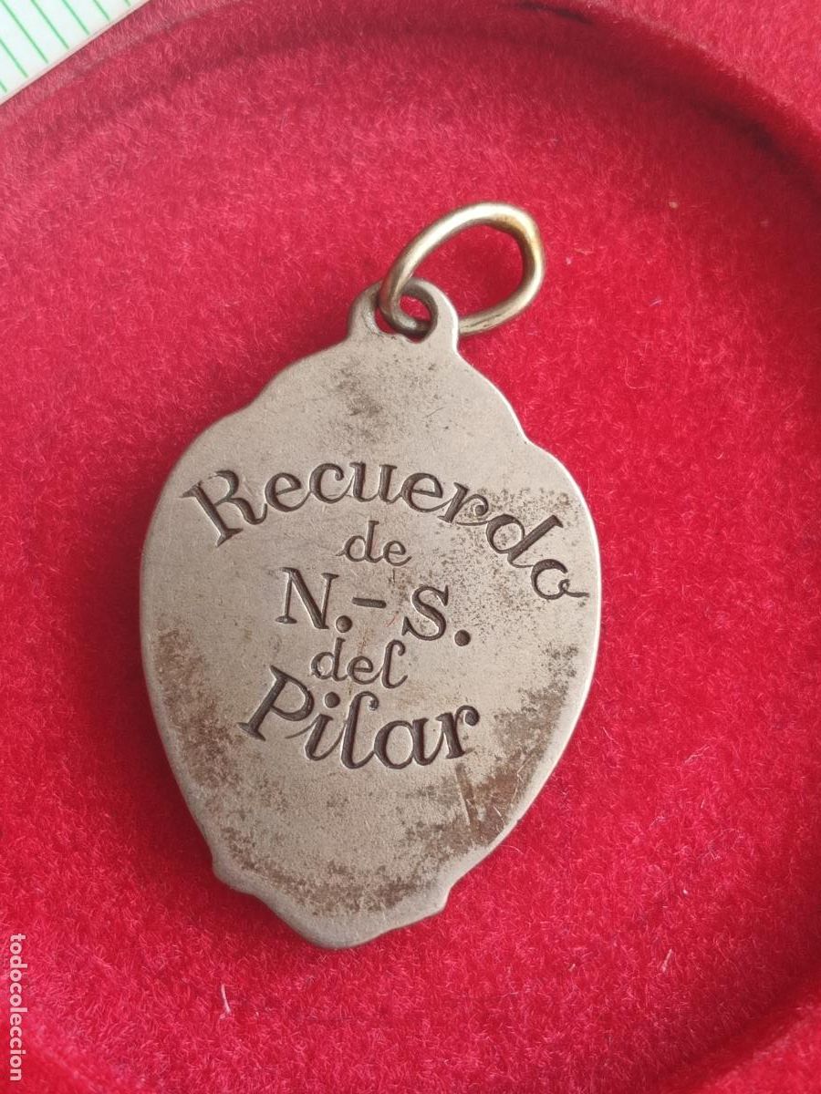 Antig&uuml;edades: Medalla de plata. Virgen del Pilar - Foto 2