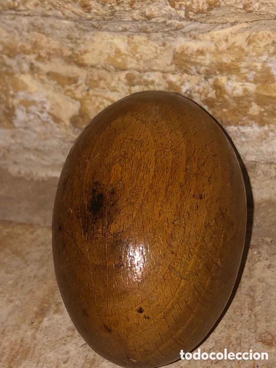 Antig&uuml;edades: Huevo costura antiguo