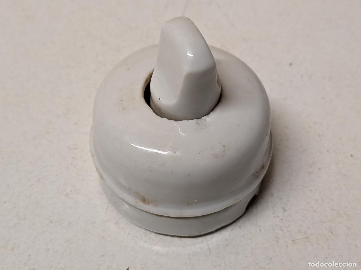 Antig&uuml;edades: ANTIGUO INTERRUPTOR DE PORCELANA