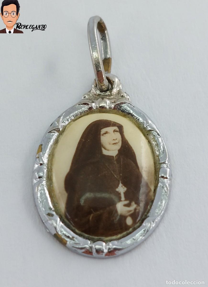 Antig&uuml;edades: ANTIGUA MEDALLA BEATA VICENTA MAR&Iacute;A L&Oacute;PEZ Y VICU&Ntilde;A / HERMANAS MAR&Iacute;A INMACULADA / A&Ntilde;OS 60