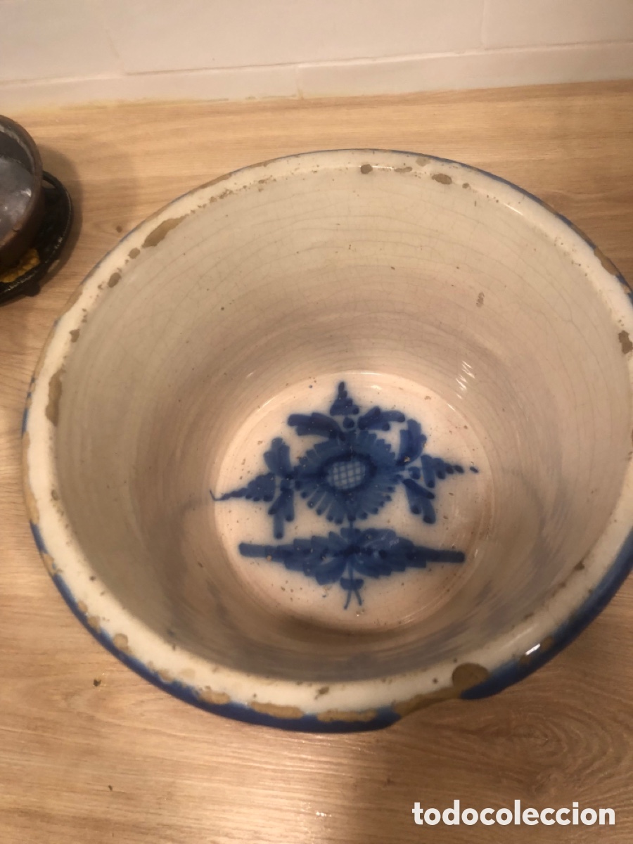 Antig&uuml;edades: GRAN LEBRILLO CUENCO DE TALAVERA, CON LA FLOR DE LA PATATA