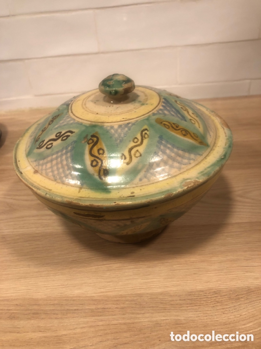 Antig&uuml;edades: ANTIGUA SOPERA DE CER&Aacute;MICA DE PUENTE DEL ARZOBISPO. 20 CM DE DI&Aacute;METRO.