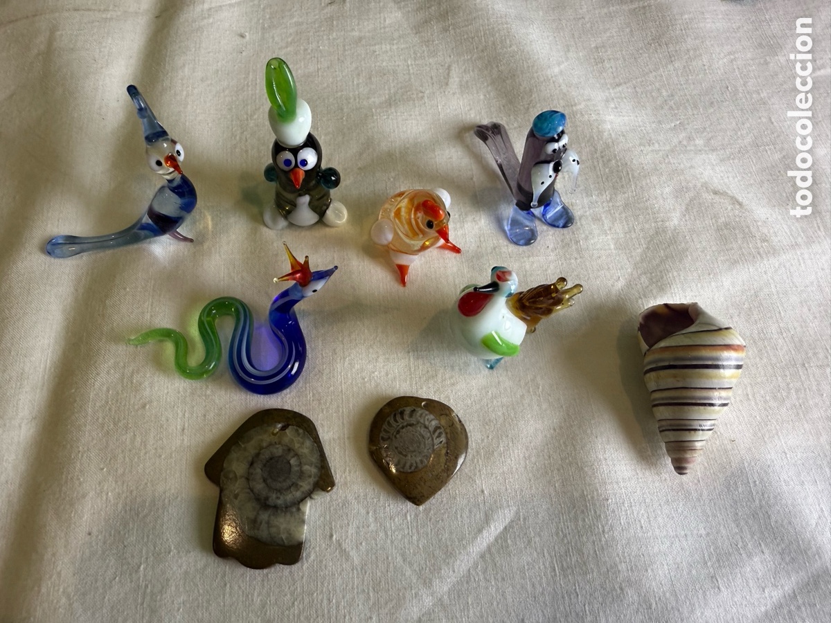 Antig&uuml;edades: LOTE MINIATURAS FIGURAS CRISTAL MURANO + F&Oacute;SILES AMMONITES Y CONCHA