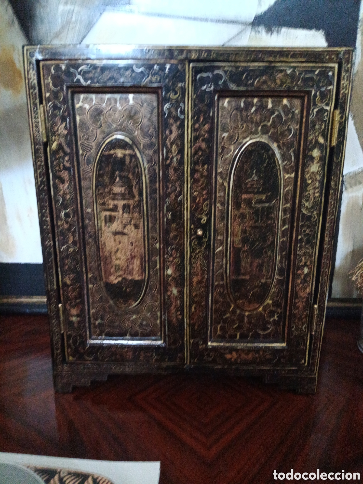 Antig&uuml;edades: Peque&ntilde;o Cabinete de laca China