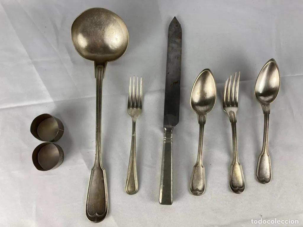 Antig&uuml;edades: Cubiertos sueltos cuberter&iacute;a de alpaca principios S.XX