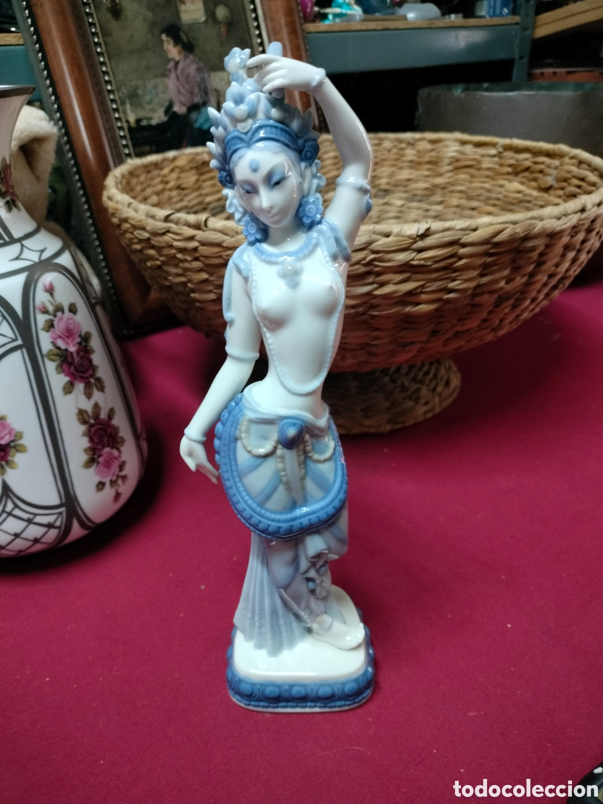 Antig&uuml;edades: Bailarina Hind&uacute;&nbsp;de la prestigiosa marca espa&ntilde;ola&nbsp;Lladr&oacute;