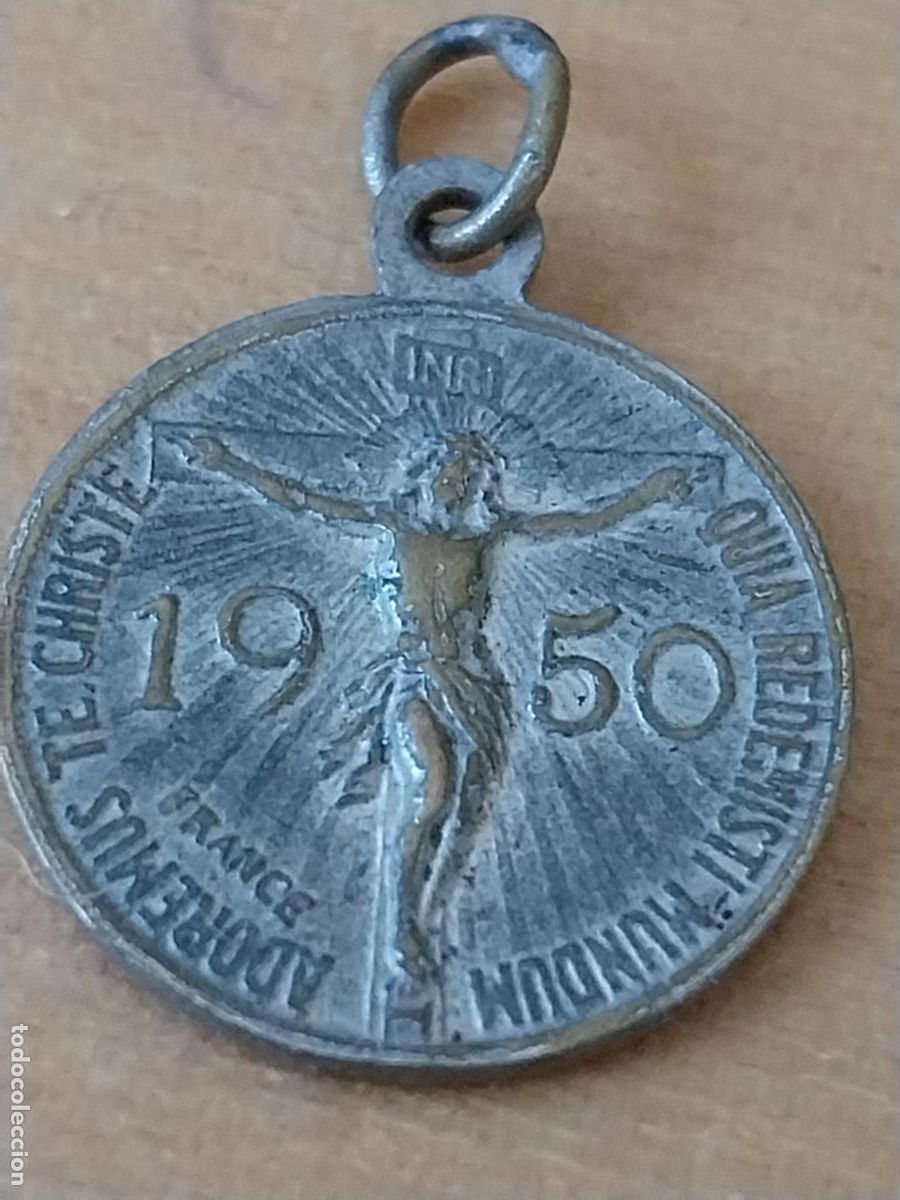 Antig&uuml;edades: 1950 MEDALLA CRISTO PAPA PIO XII ORIGINAL ANTIGUA 1.61CMS
