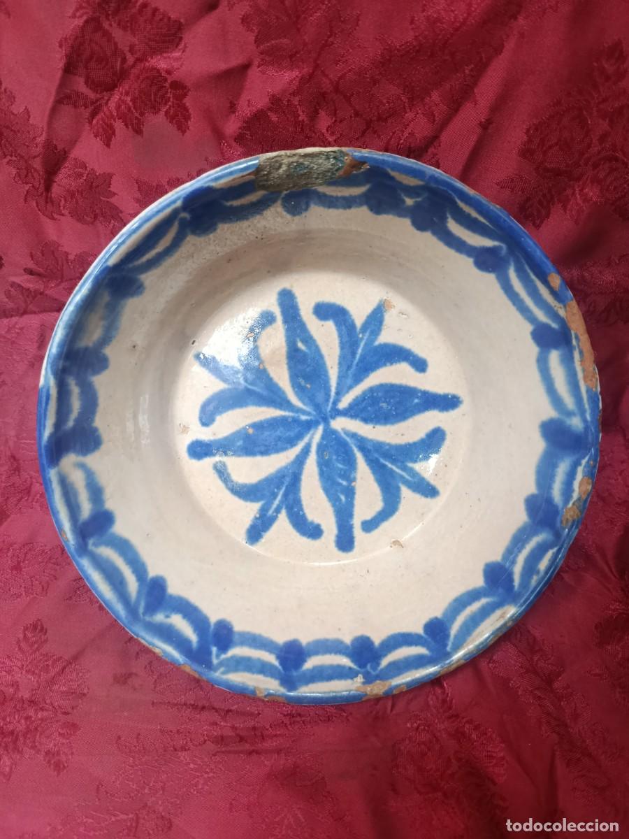 Antig&uuml;edades: Fuente antigua de cer&aacute;mica de Fajalauza de Granada