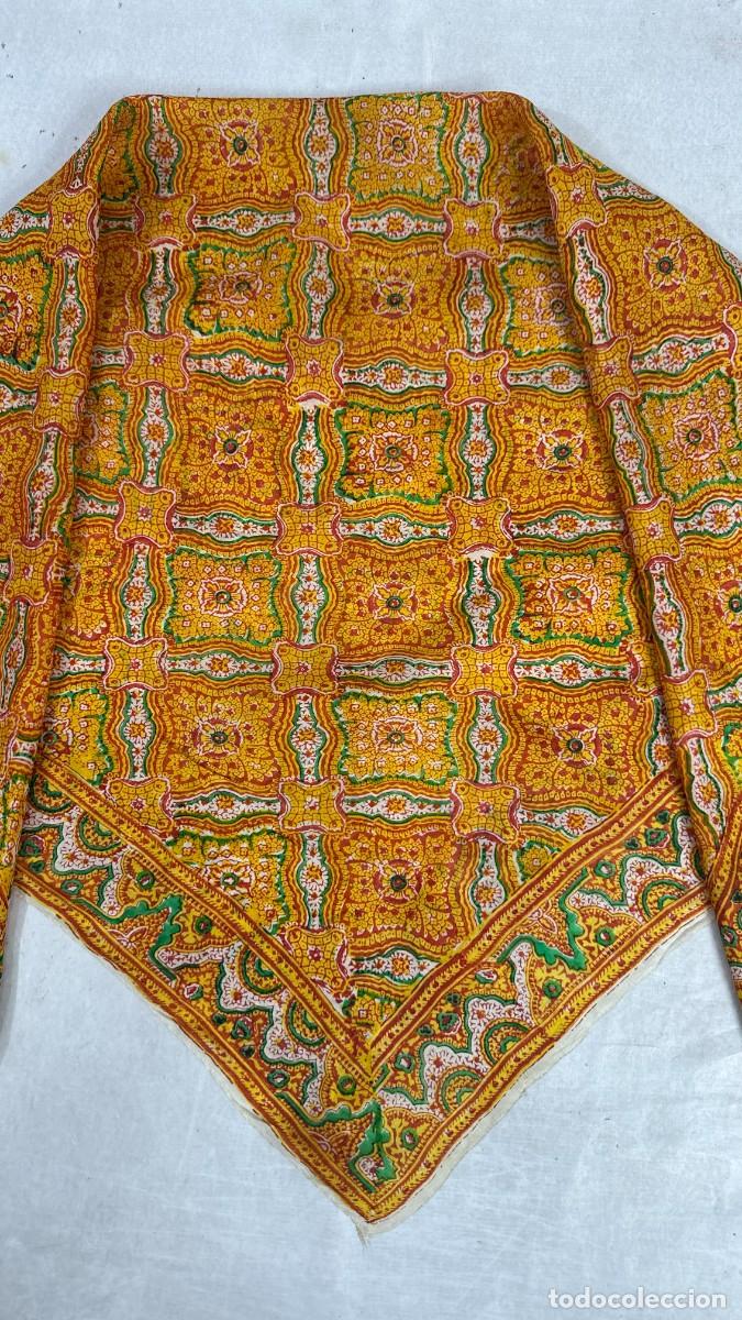 Antig&uuml;edades: Antiguo pa&ntilde;uelo de seda, anaranjado