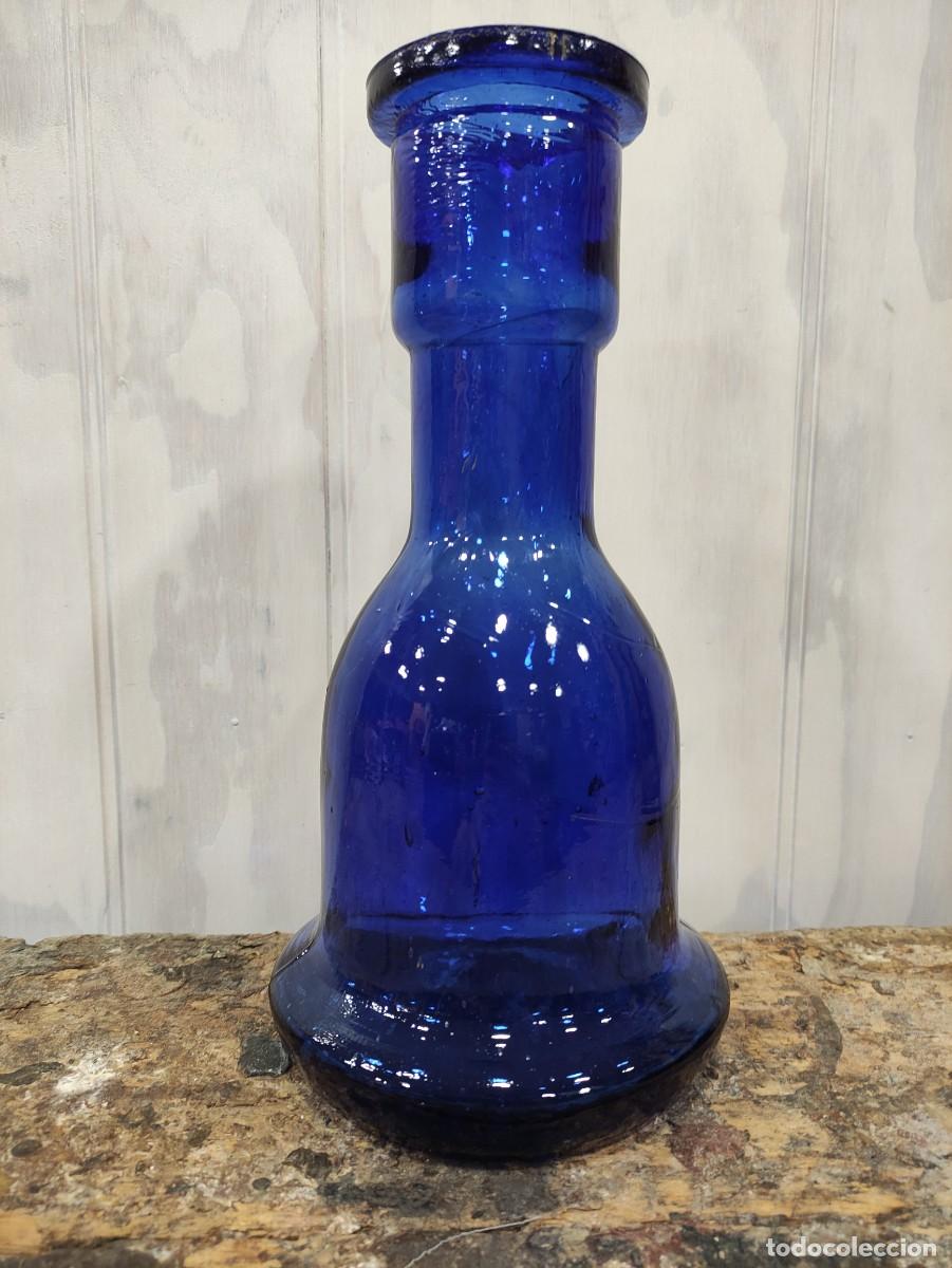 Antig&uuml;edades: Jarr&oacute;n cristal azul cobalto