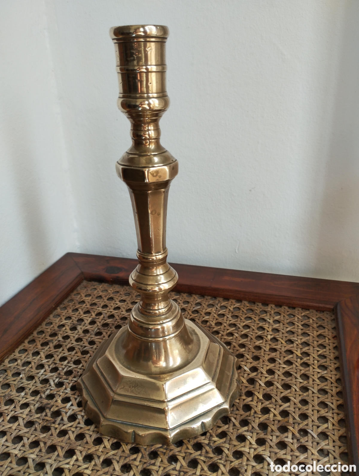 Antig&uuml;edades: Candelero bronce siglo XVIII o XIX