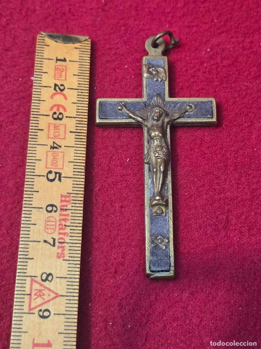 Antig&uuml;edades: CRUZ CRUSIFIJO DE BRONCE