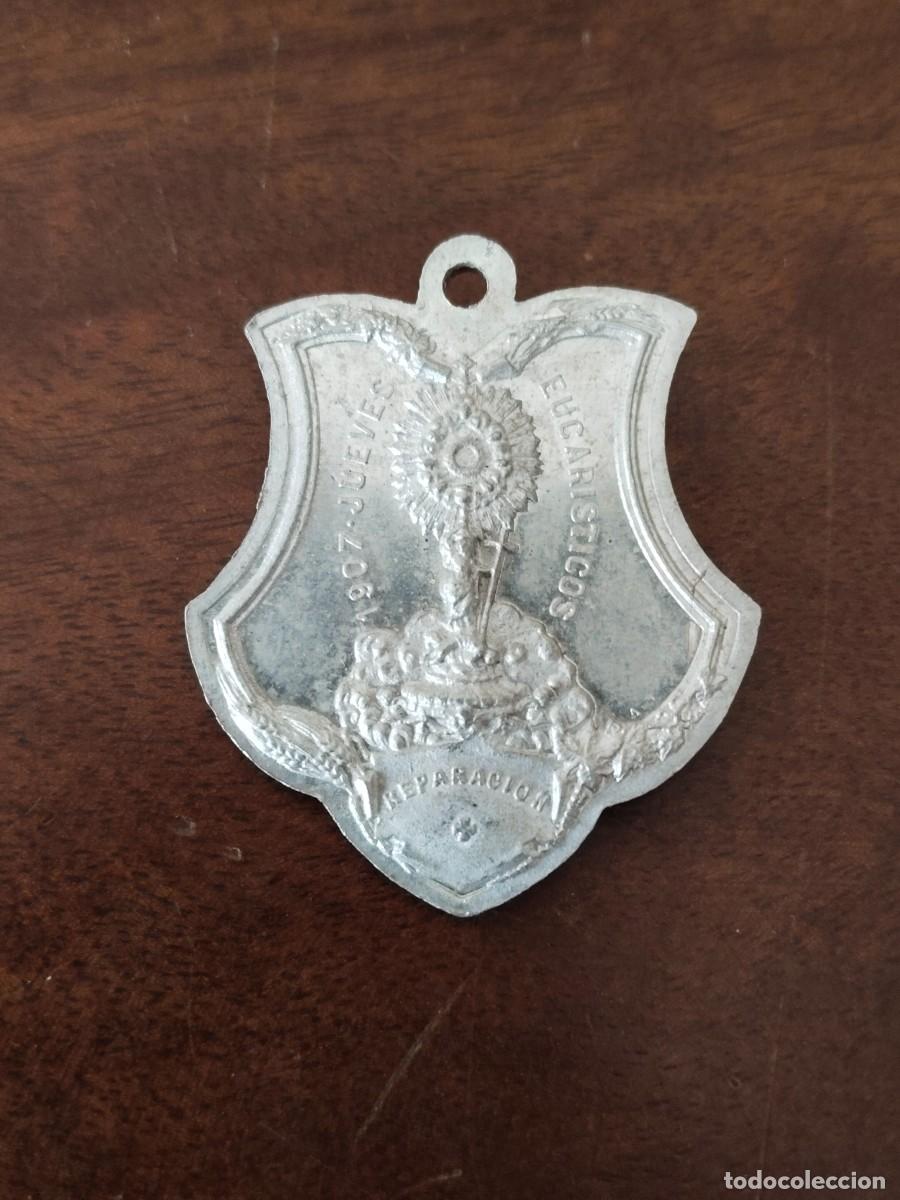 Antig&uuml;edades: Medalla Jueves Eucar&iacute;sticos. 1907.