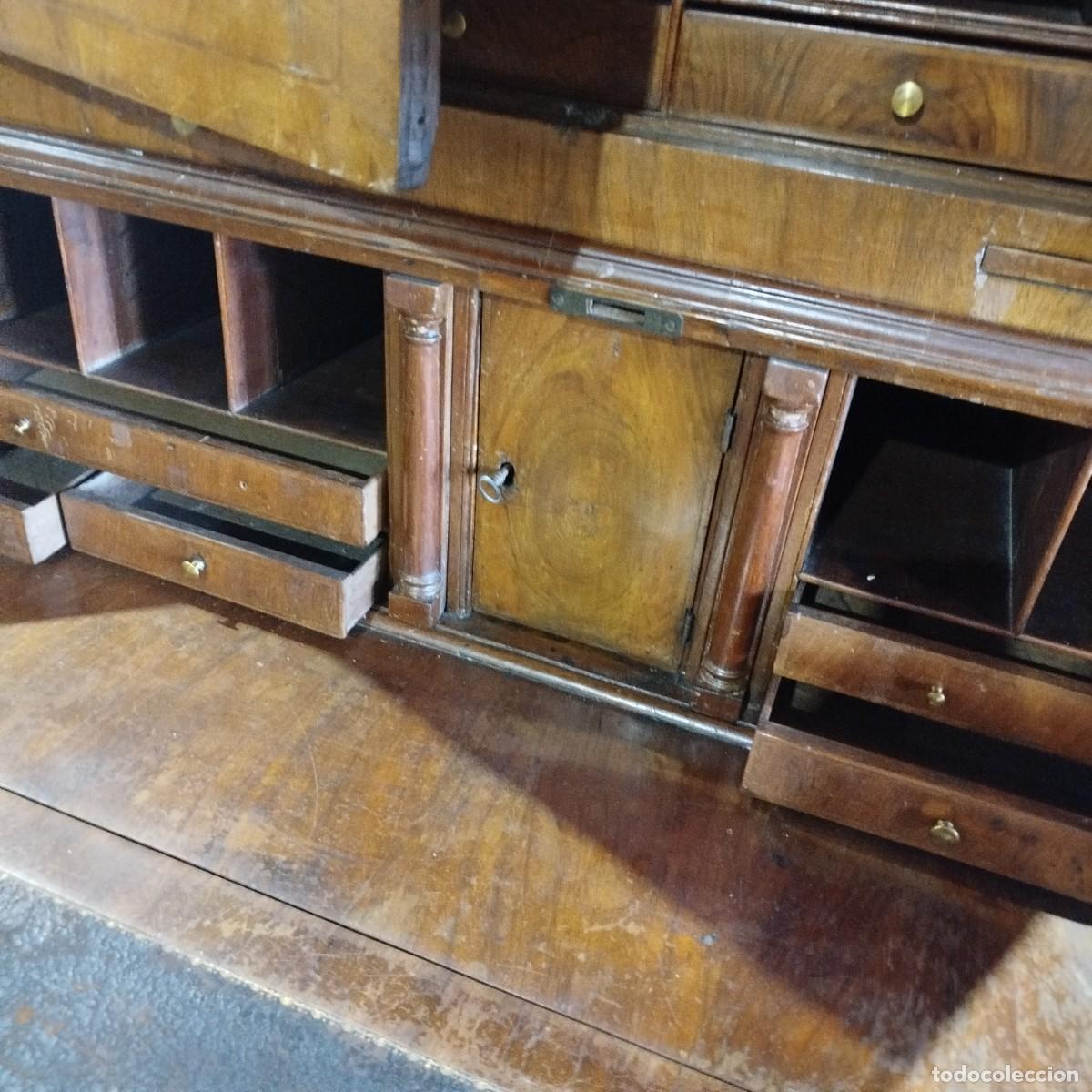 Antig&uuml;edades: ESCRITORIO DE JORGE I CON CABECERA ELEVADA - Foto 11