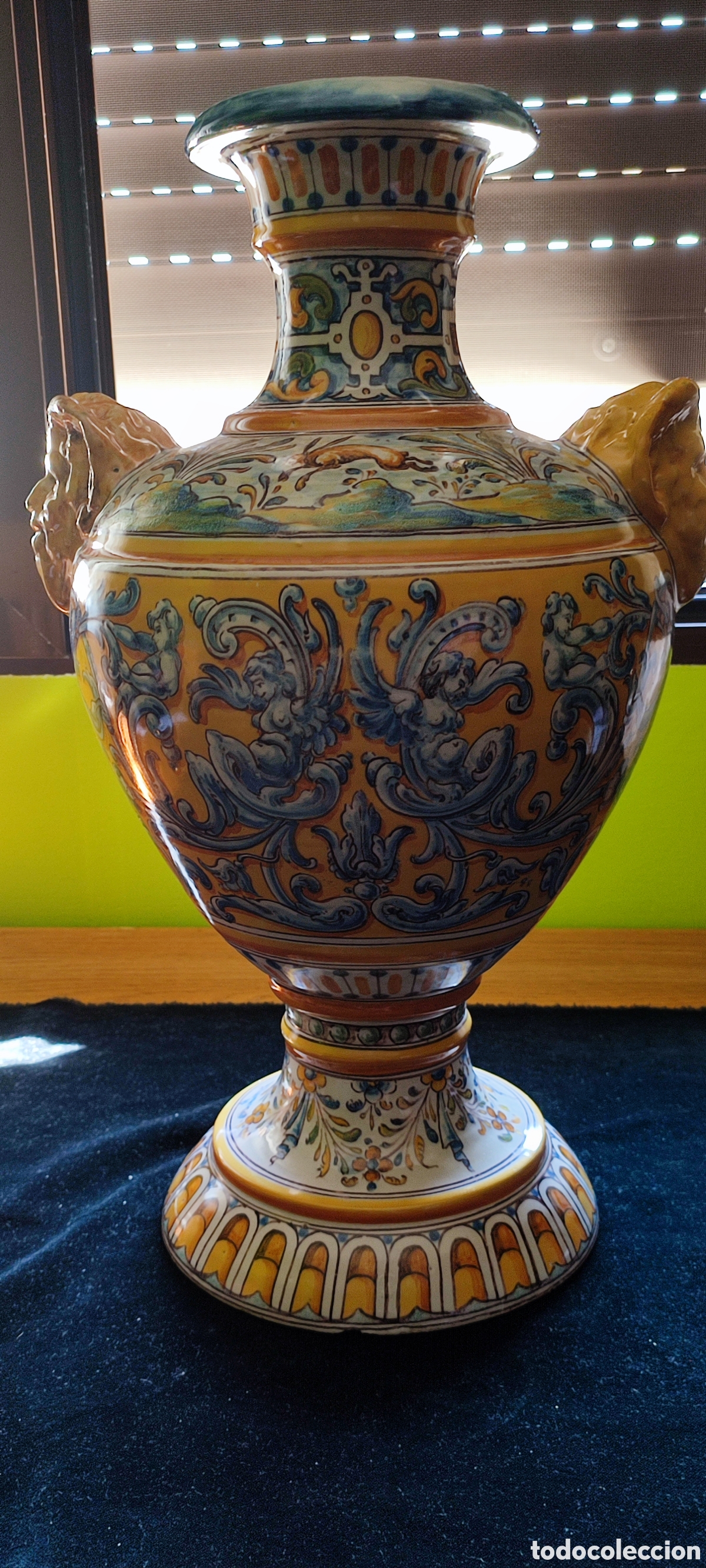 Antig&uuml;edades: Espectacular anfora de cer&aacute;mica de Talavera taller de Ruiz de Luna primera &eacute;poca sellado