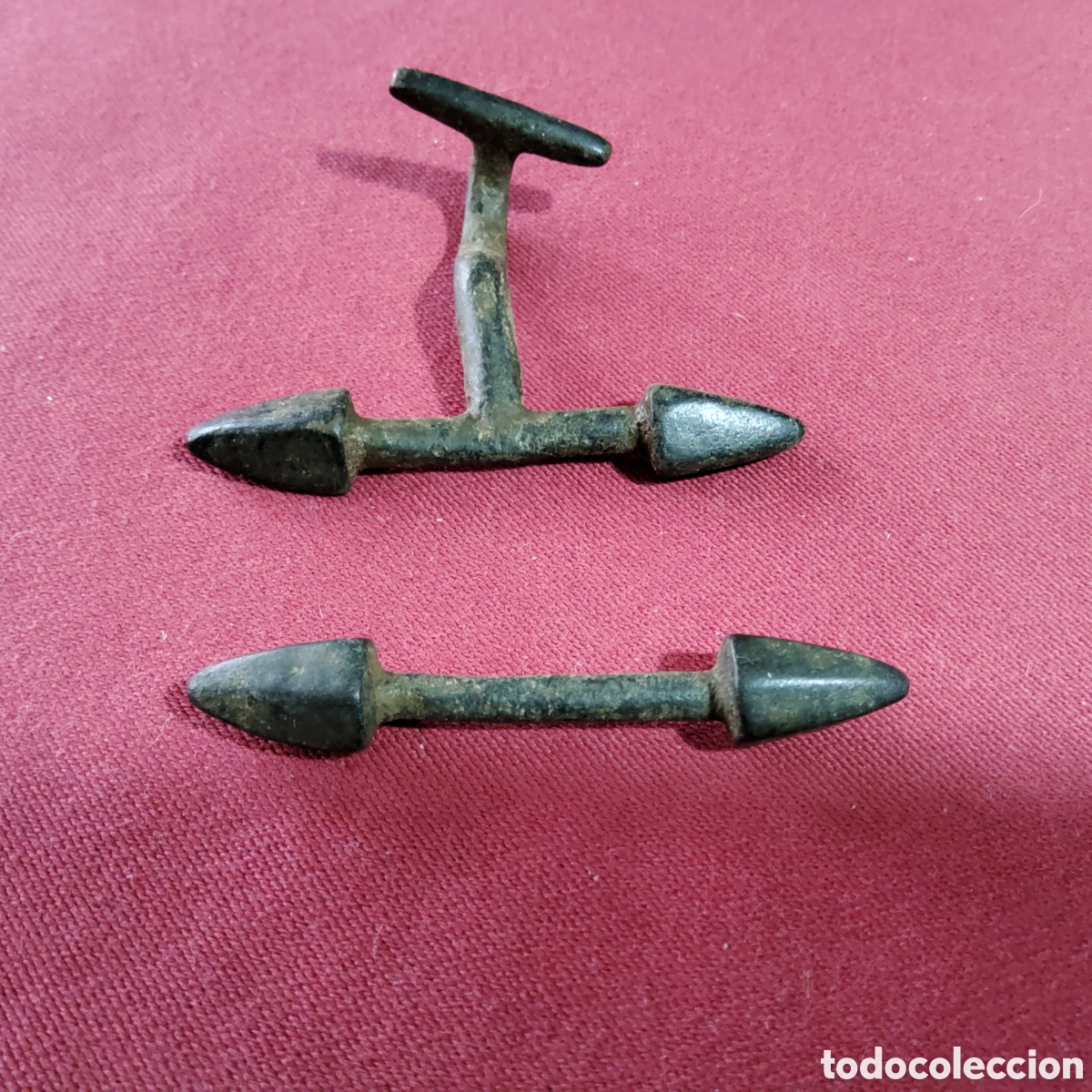 Antig&uuml;edades: DOS PASADORES DE BRONCE DE &Eacute;POCA ROMANA - Foto 2