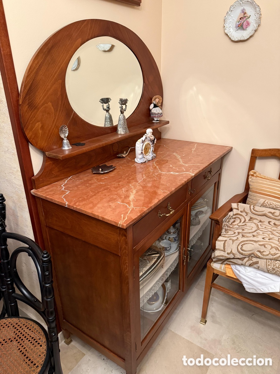Antig&uuml;edades: Aparador sal&oacute;n antiguo - Foto 2