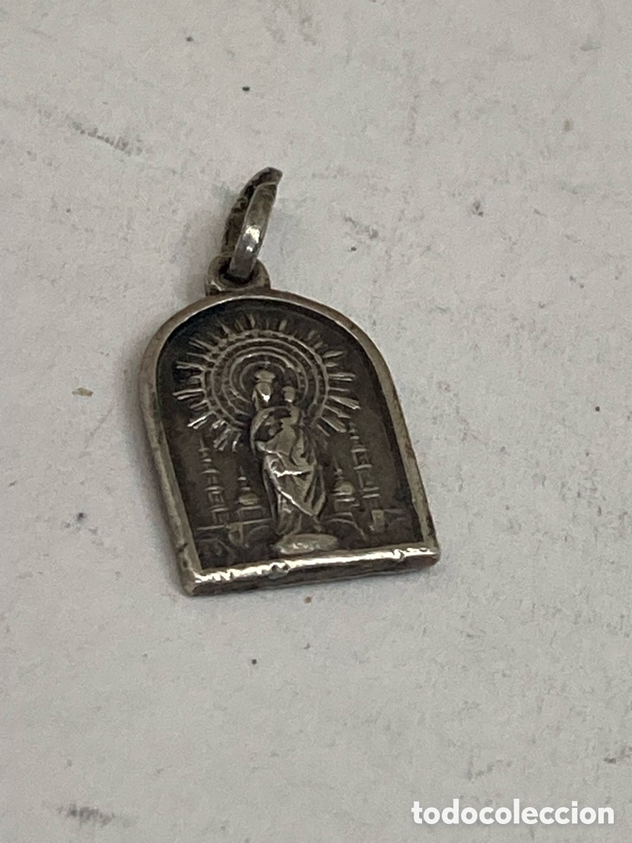 Antig&uuml;edades: Medalla de plata religiosa C574 - Foto 2
