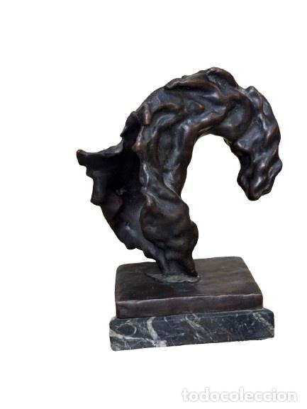 Antig&uuml;edades: Cabeza caballo abstracto - Foto 1