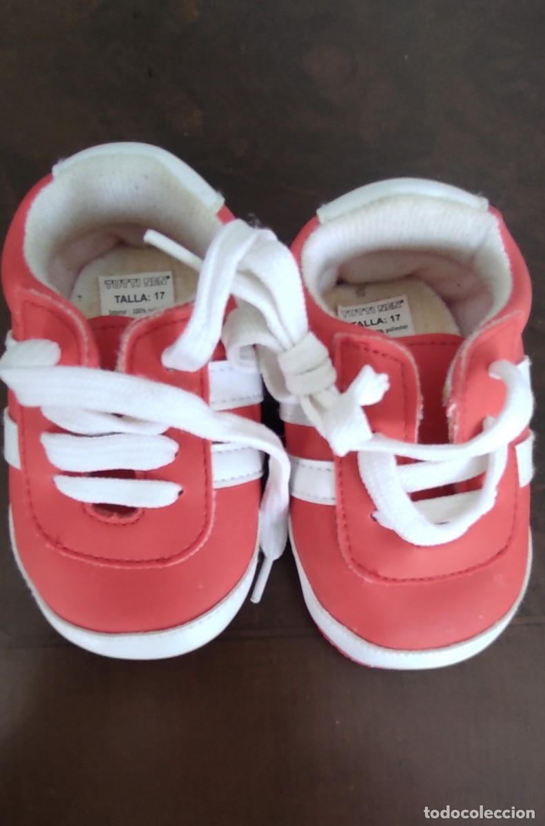 Antig&uuml;edades: ZAPATILLAS DEPORTIVAS PARA BEB&Eacute;.