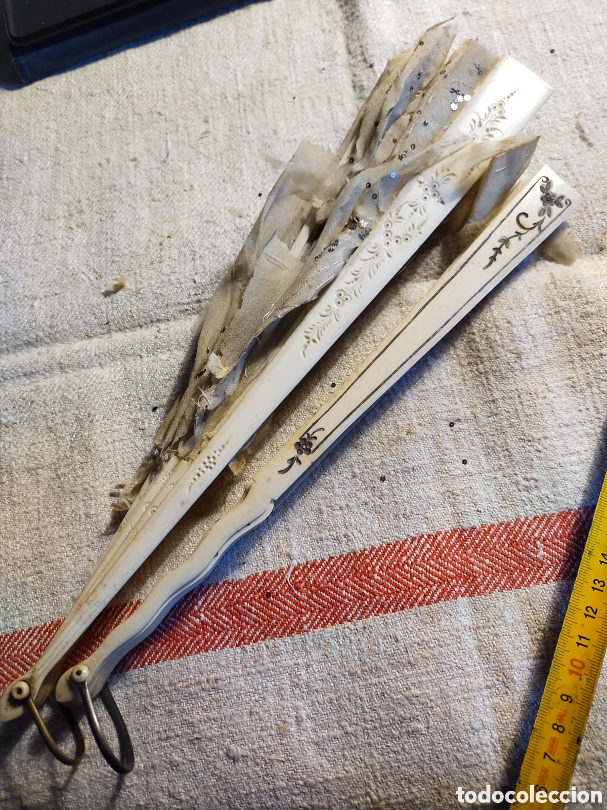 Antig&uuml;edades: DOS ABANICOS PARA RESTAURACION