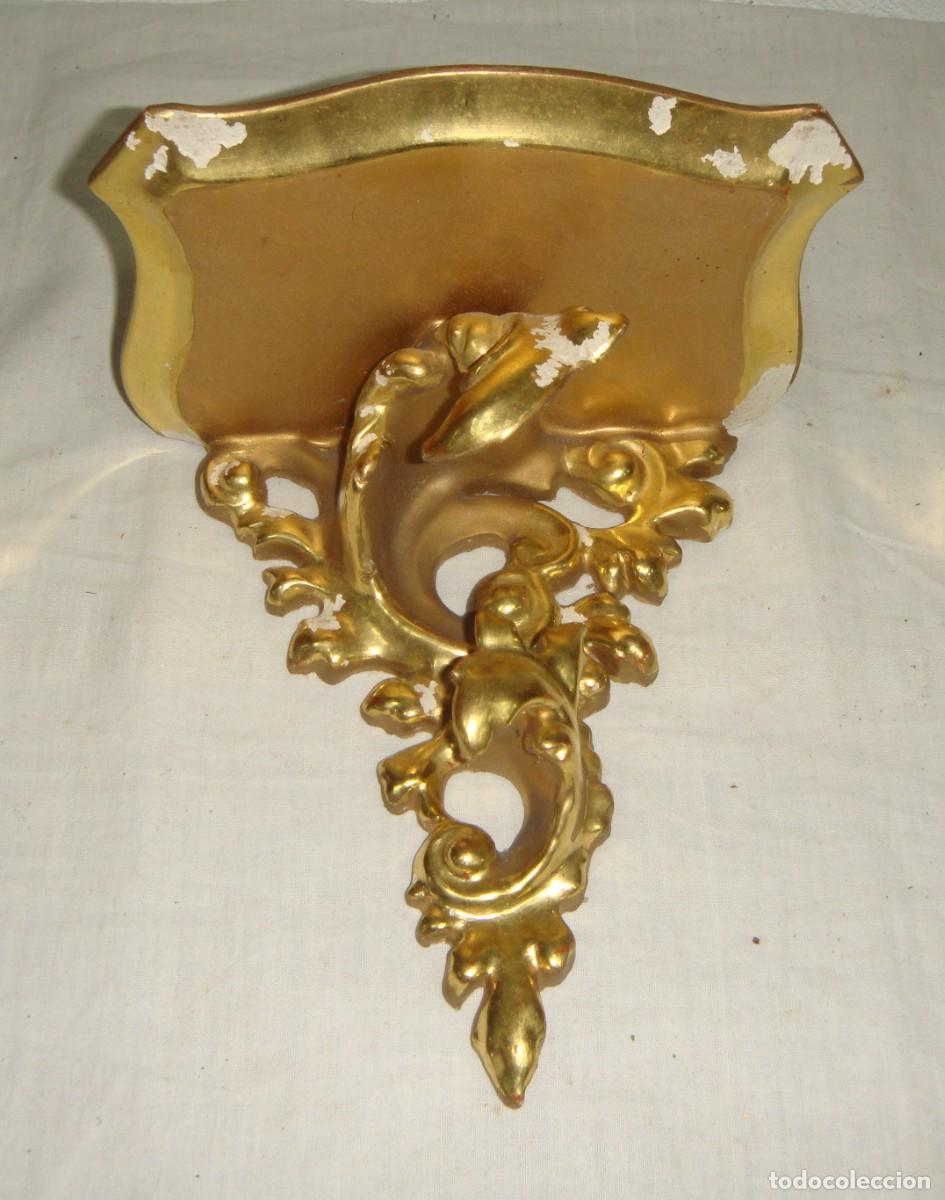 Antig&uuml;edades: M&eacute;nsula o peana dorada &middot; Estilo barroco &middot; Madera dorada &middot; ca. 1930&ndash;1950