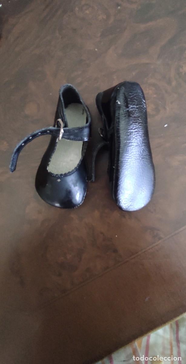Antig&uuml;edades: LOTE DE 4 ZAPATITOS DE BEB&Eacute; - Foto 13
