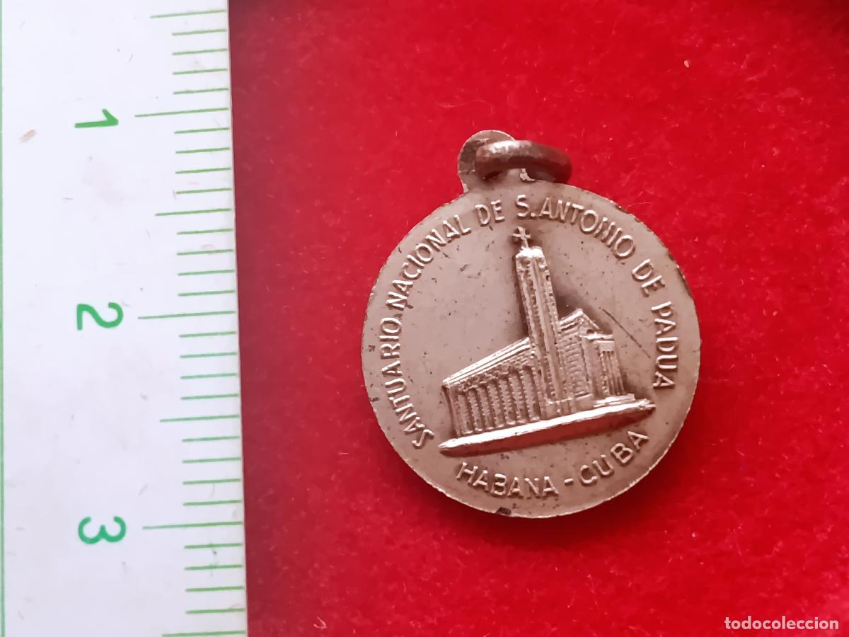 Antig&uuml;edades: Santuario San Antonio de Padua, Habana, Cuba. Medalla