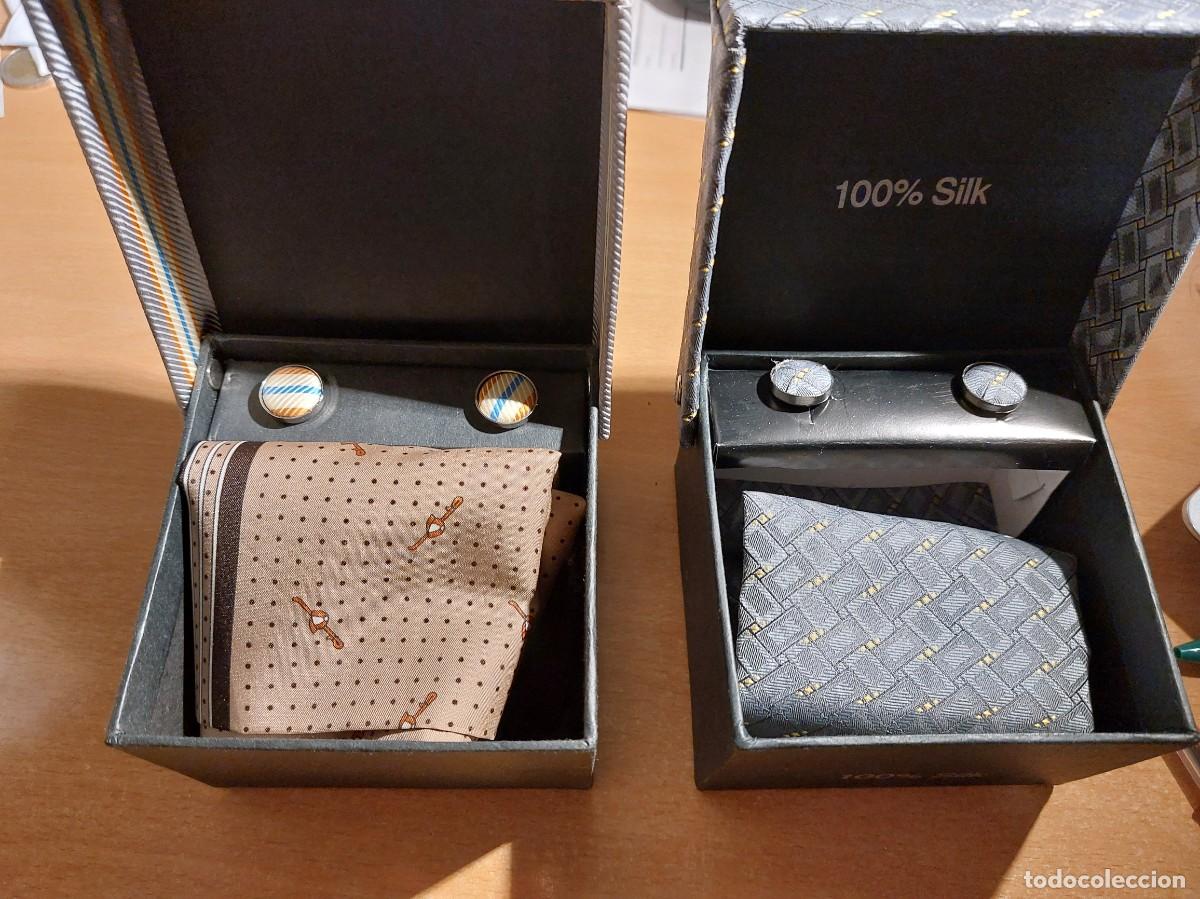 Antig&uuml;edades: Gemelos y pa&ntilde;uelo Silk 2 cajas - Foto 1
