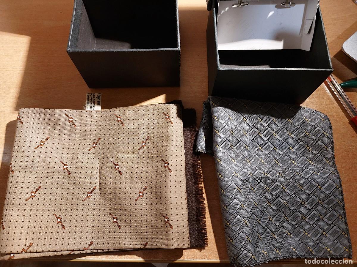 Antig&uuml;edades: Gemelos y pa&ntilde;uelo Silk 2 cajas - Foto 4