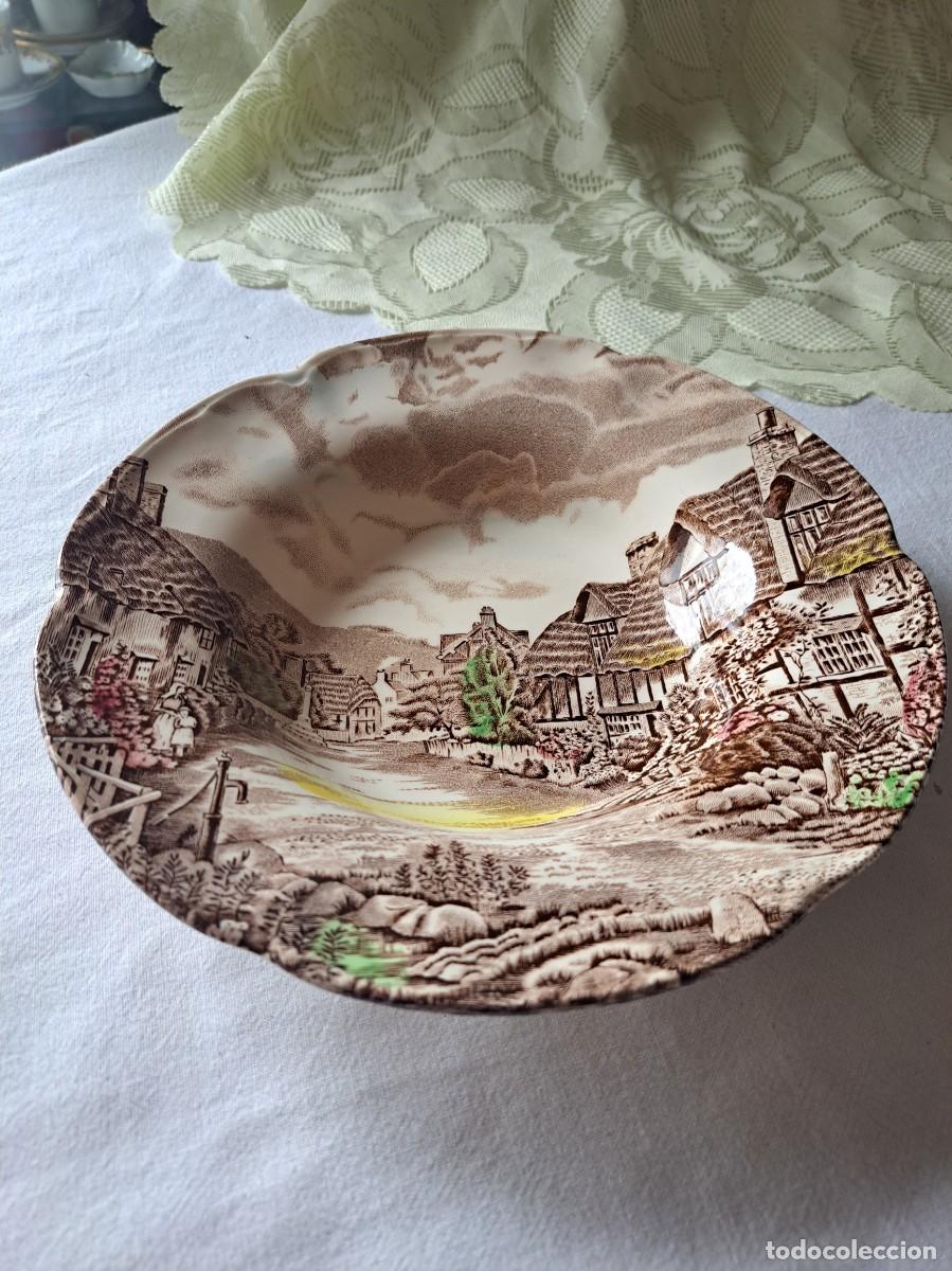 Antig&uuml;edades: Palto hondo de porcelana Old English country side Johnson Bros, multicolor