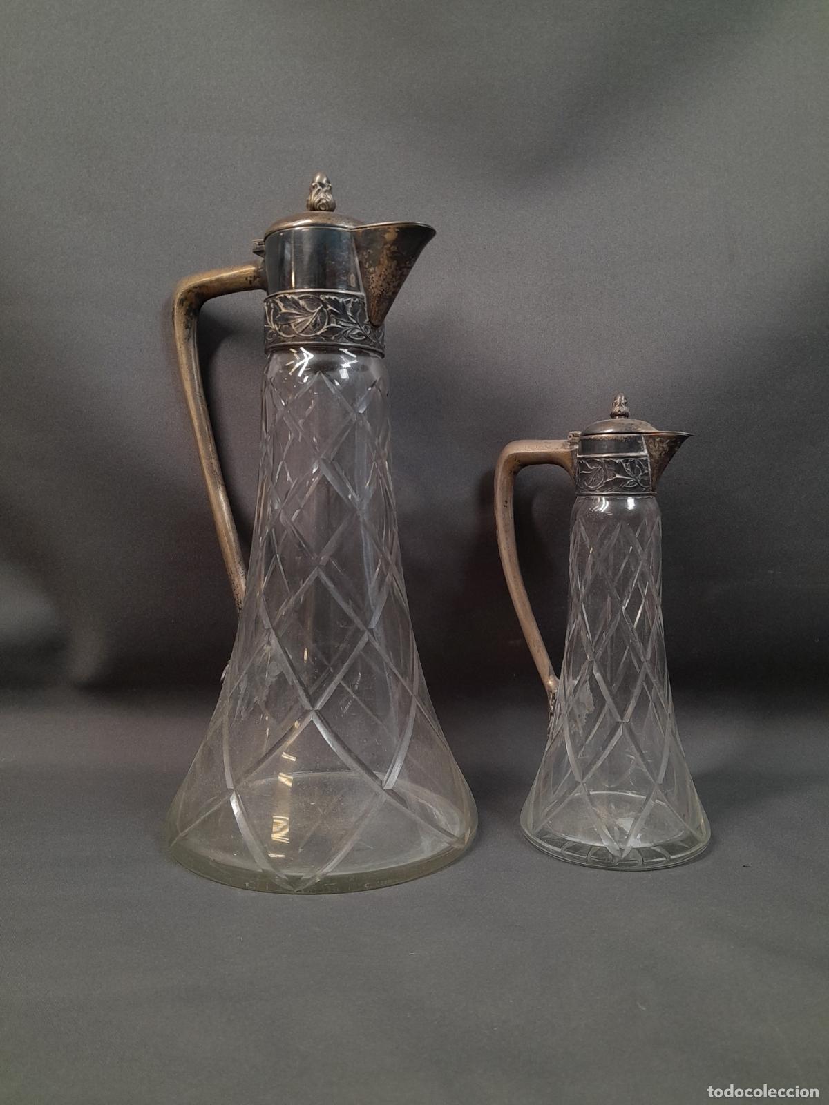 Antig&uuml;edades: PAREJA DE JARRAS DE SERVICIO EN CRISTAL TALLADO Y MONTURA DE PLATA. FINALES S.XX