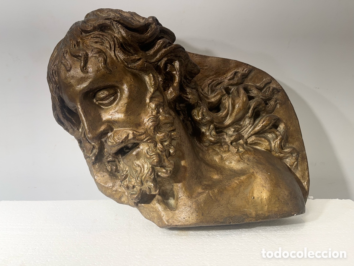 Antig&uuml;edades: Relieve de Cabeza de Cristo en escayola