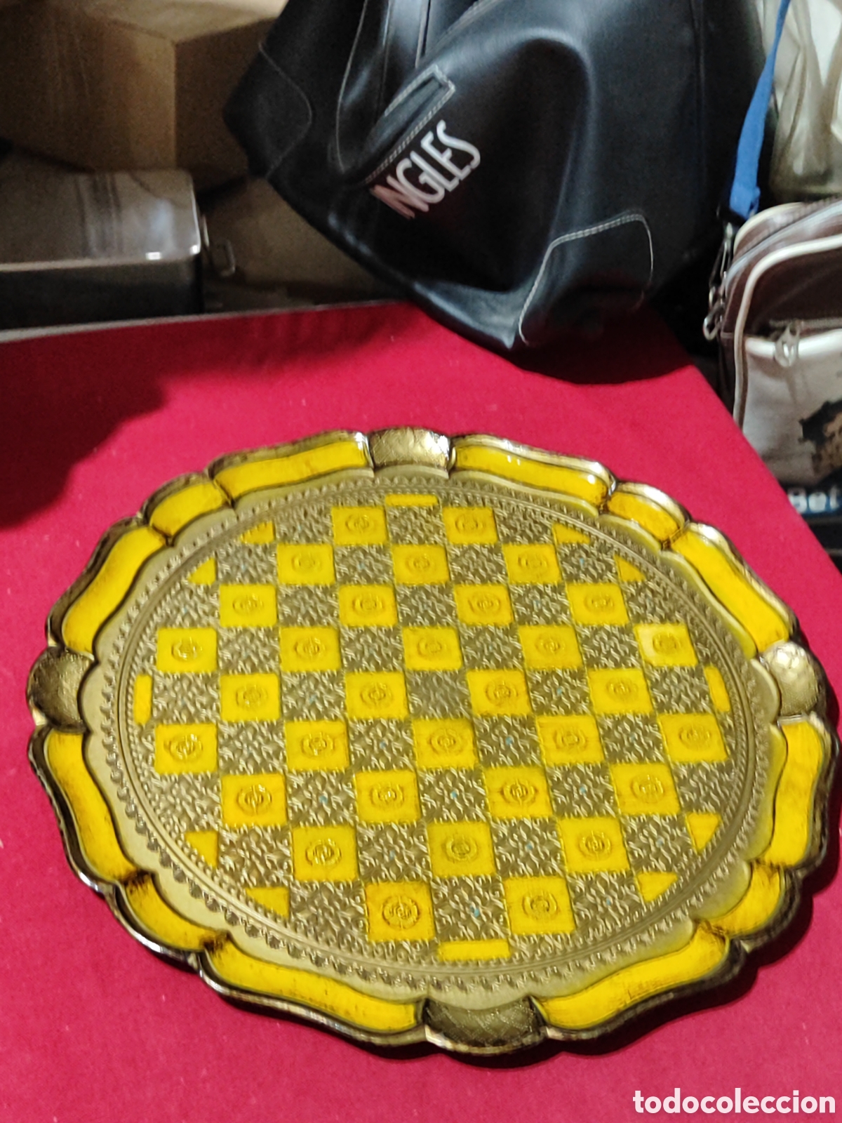 Antig&uuml;edades: Antigua bandeja circular dise&ntilde;o Florentino Florencia marca Legnolita